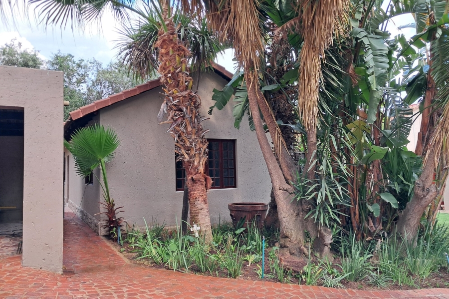 To Let 2 Bedroom Property for Rent in Douglasdale Gauteng