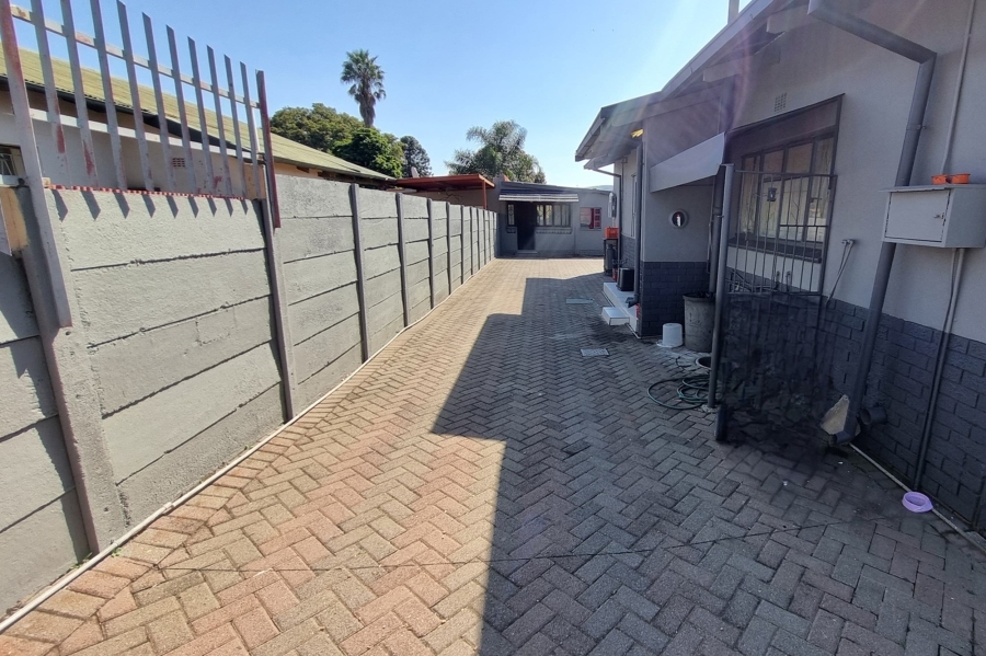 3 Bedroom Property for Sale in Claremont Gauteng