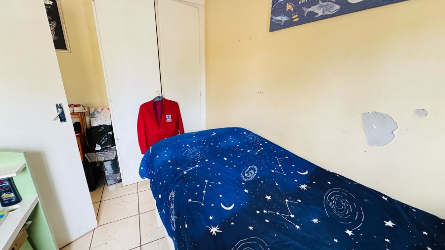 2 Bedroom Property for Sale in Weltevreden Park Gauteng