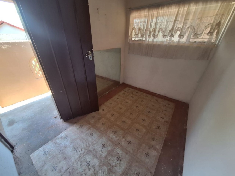 4 Bedroom Property for Sale in Glen Marais Gauteng