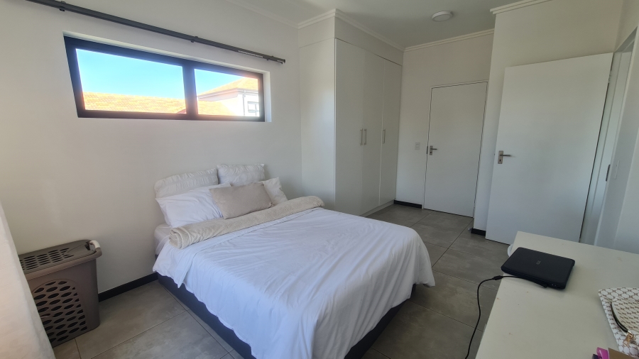 1 Bedroom Property for Sale in Broadacres Gauteng