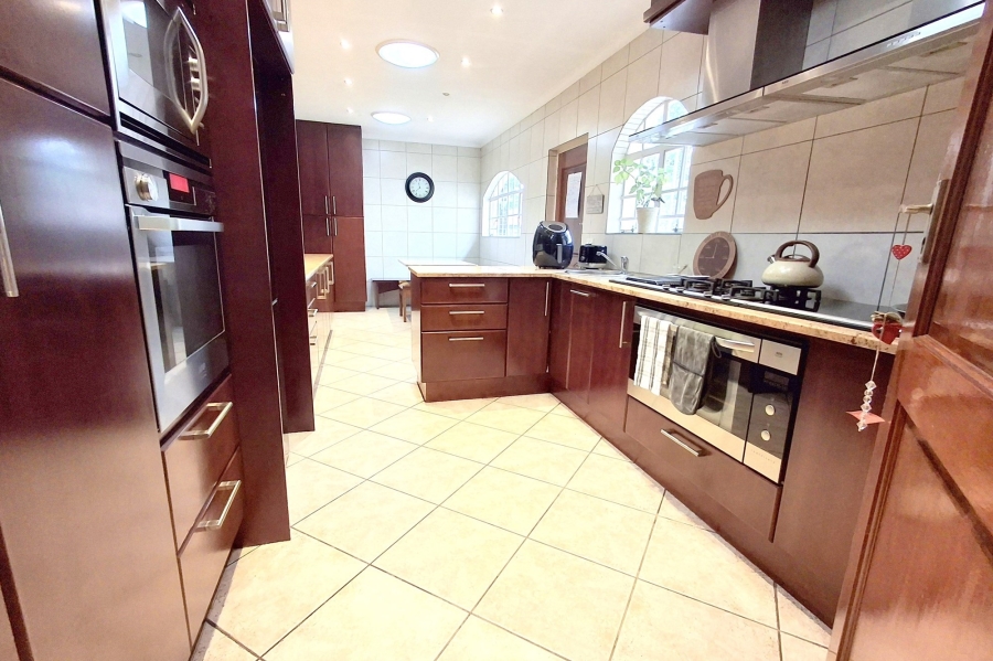 4 Bedroom Property for Sale in Highway Gardens Gauteng