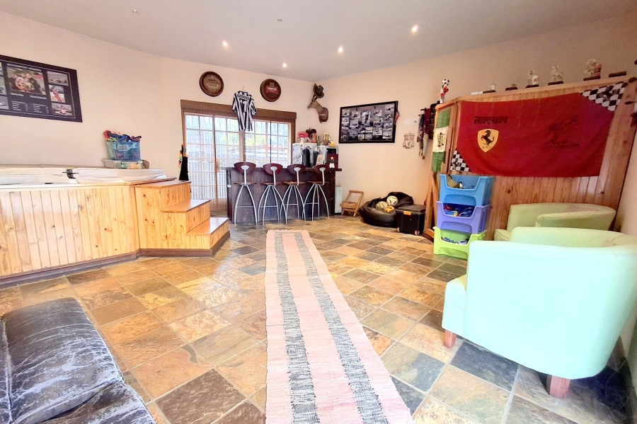 4 Bedroom Property for Sale in Highway Gardens Gauteng