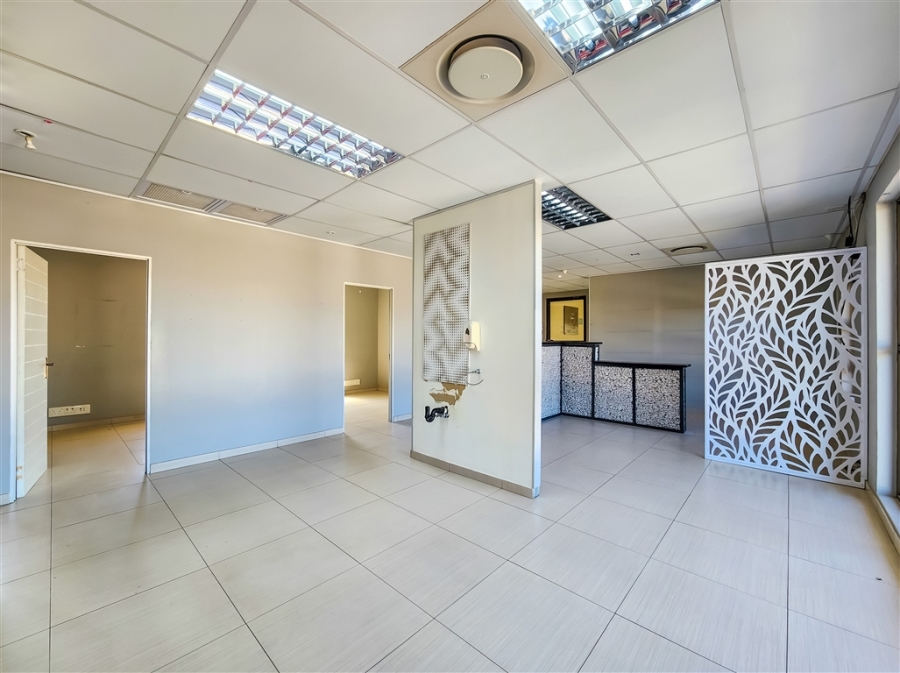 To Let commercial Property for Rent in Ruimsig Gauteng