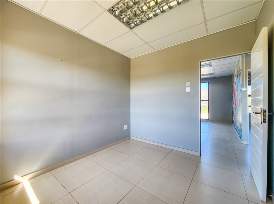 To Let commercial Property for Rent in Ruimsig Gauteng