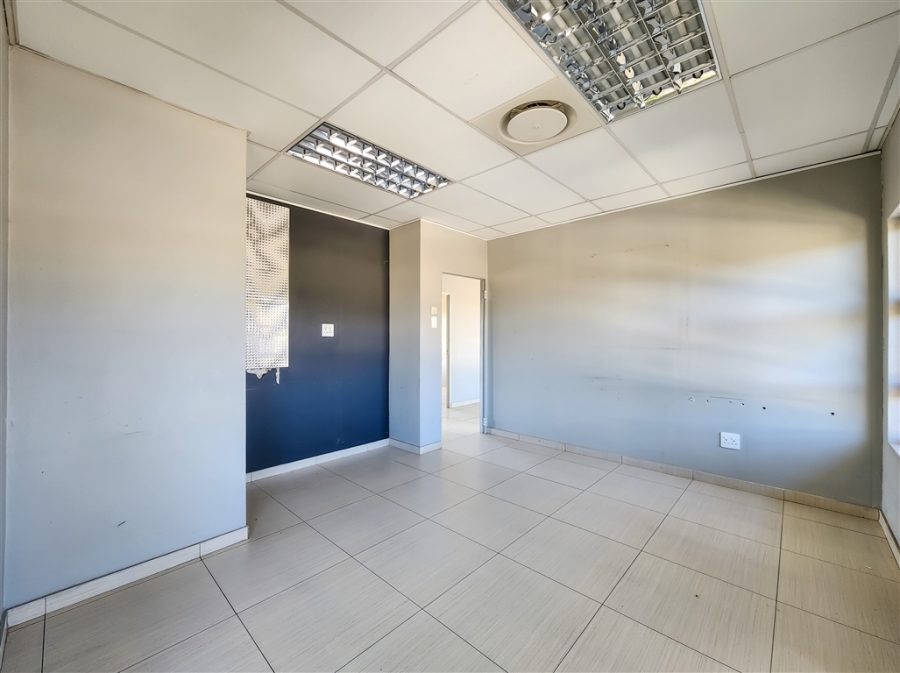 To Let commercial Property for Rent in Ruimsig Gauteng