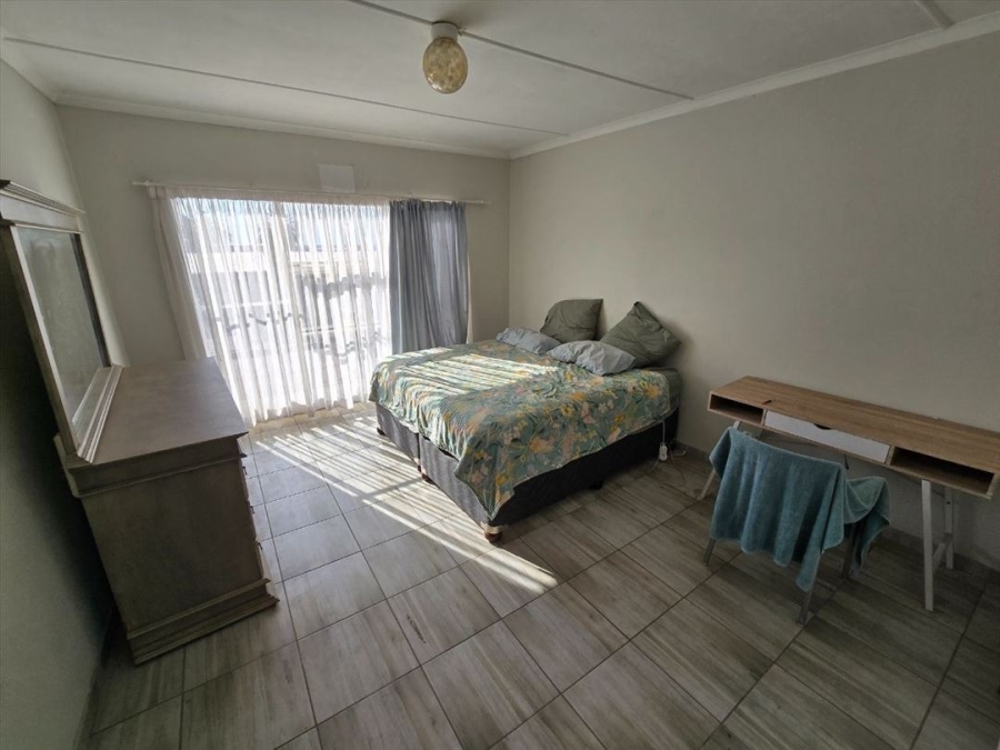 2 Bedroom Property for Sale in Kempton Park Central Gauteng