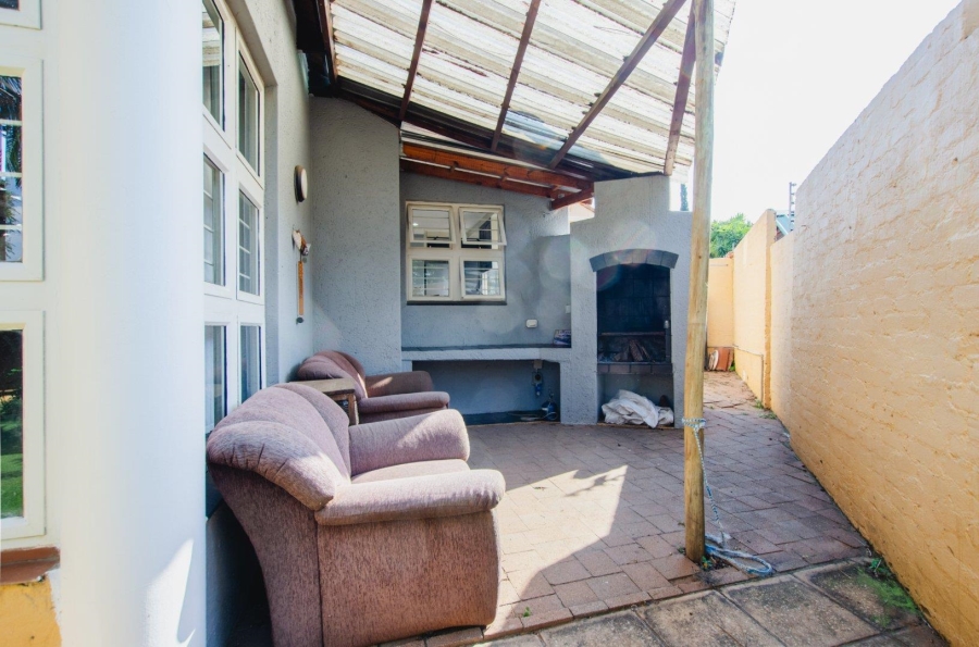 3 Bedroom Property for Sale in Wapadrand Gauteng