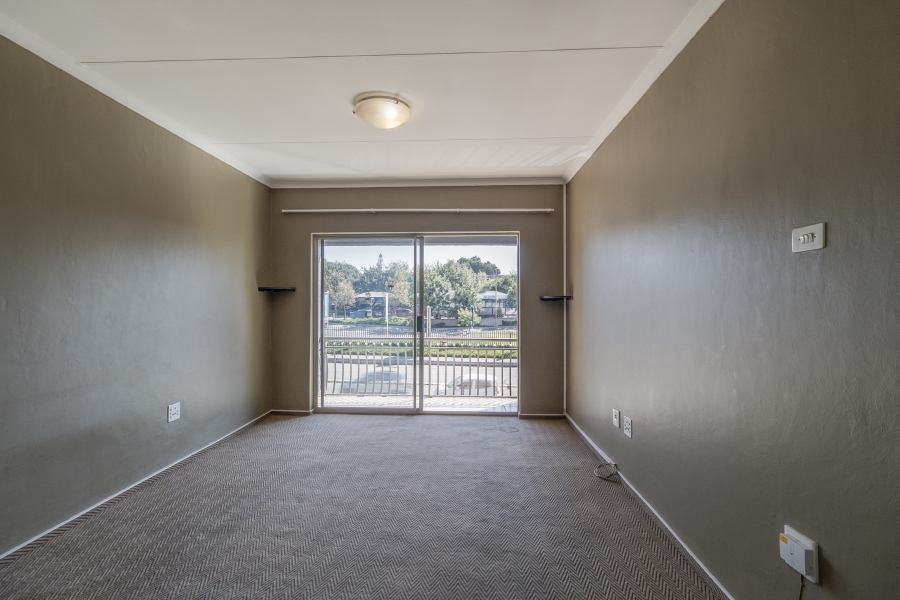 2 Bedroom Property for Sale in Birchleigh Gauteng