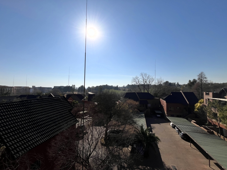 2 Bedroom Property for Sale in Fourways Gauteng