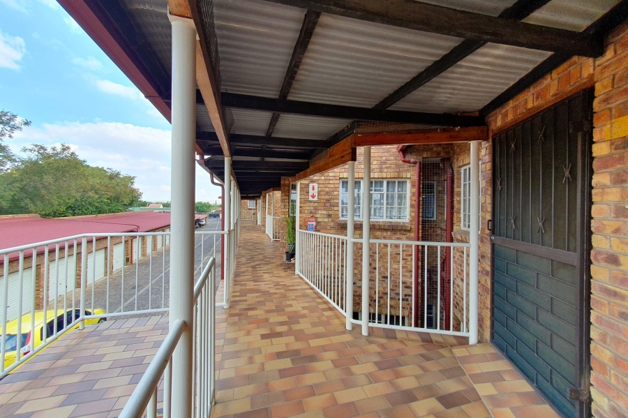 1 Bedroom Property for Sale in Sunair Park Gauteng