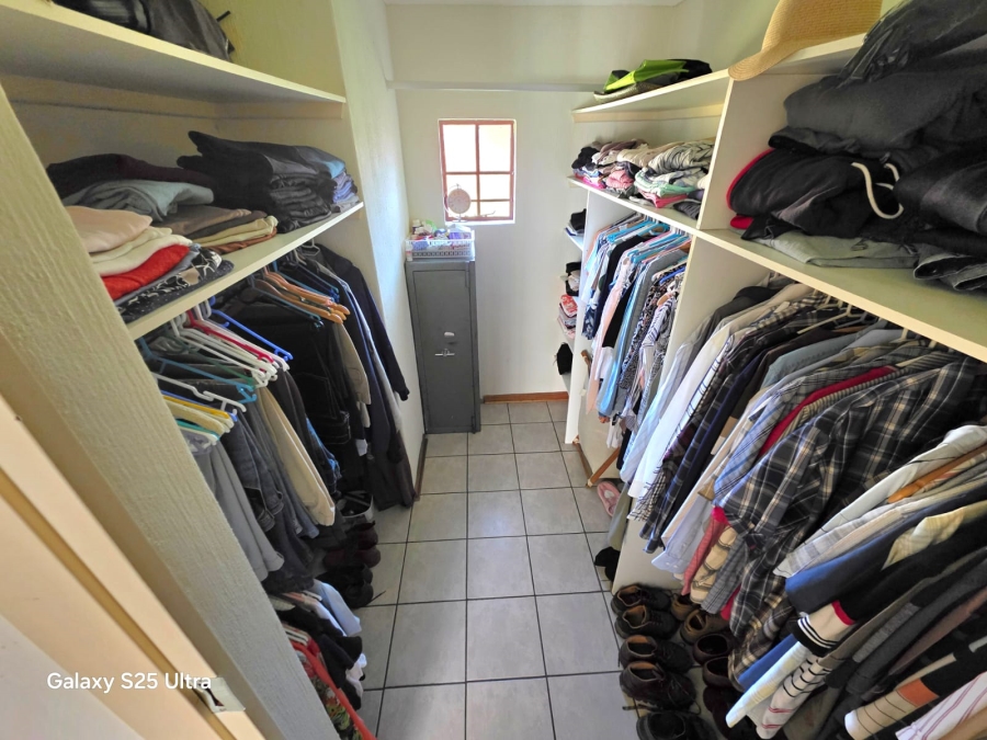 3 Bedroom Property for Sale in Ninapark Gauteng