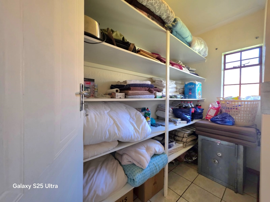 3 Bedroom Property for Sale in Ninapark Gauteng