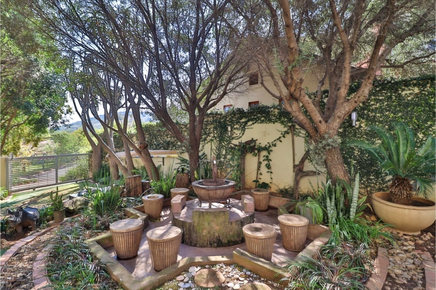 5 Bedroom Property for Sale in Waterkloof Ridge Gauteng