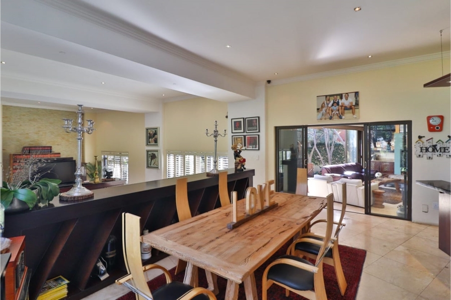 5 Bedroom Property for Sale in Waterkloof Ridge Gauteng
