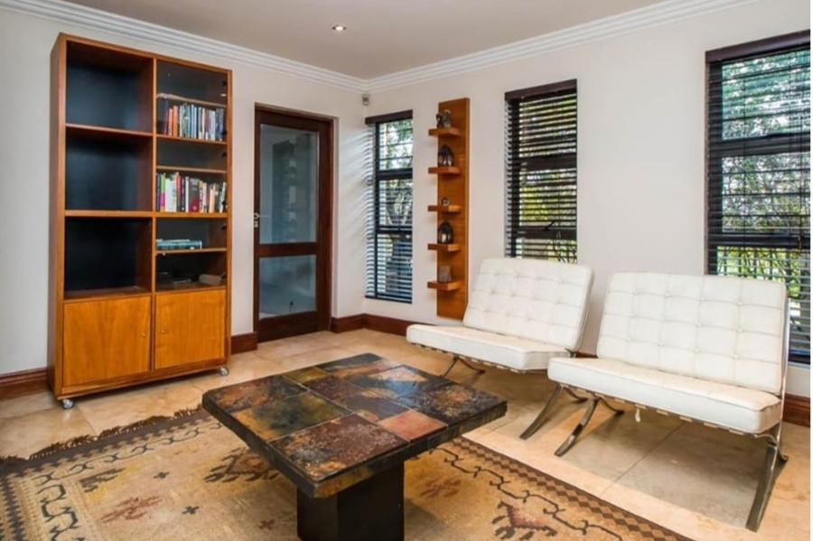 5 Bedroom Property for Sale in Waterkloof Ridge Gauteng