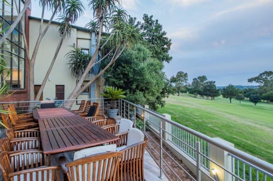 5 Bedroom Property for Sale in Waterkloof Ridge Gauteng