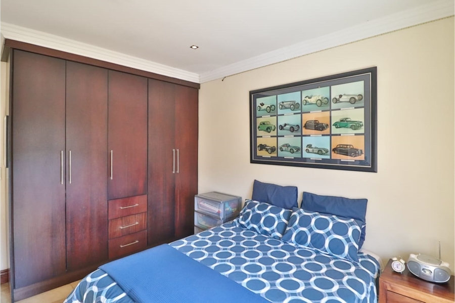 5 Bedroom Property for Sale in Waterkloof Ridge Gauteng