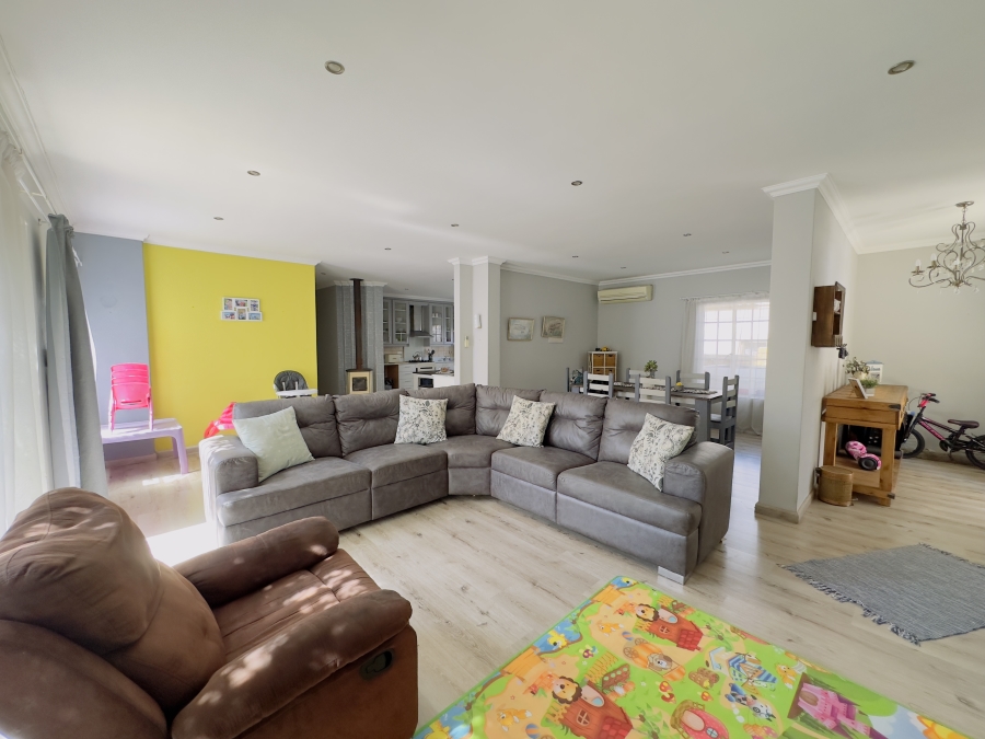 3 Bedroom Property for Sale in Albemarle Gauteng