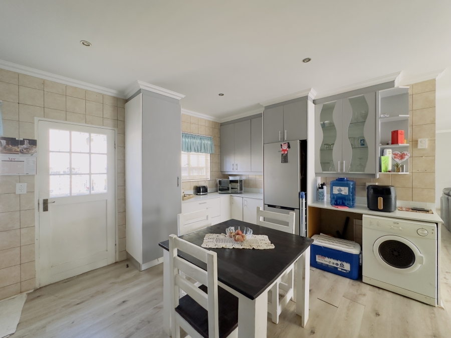 3 Bedroom Property for Sale in Albemarle Gauteng