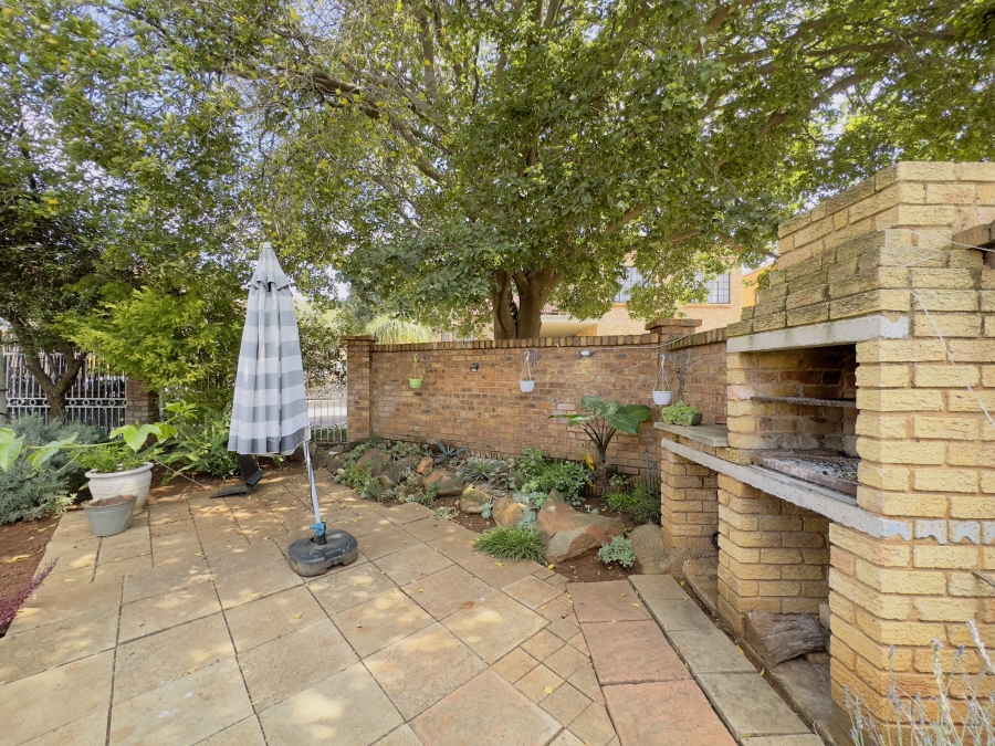 3 Bedroom Property for Sale in Albemarle Gauteng
