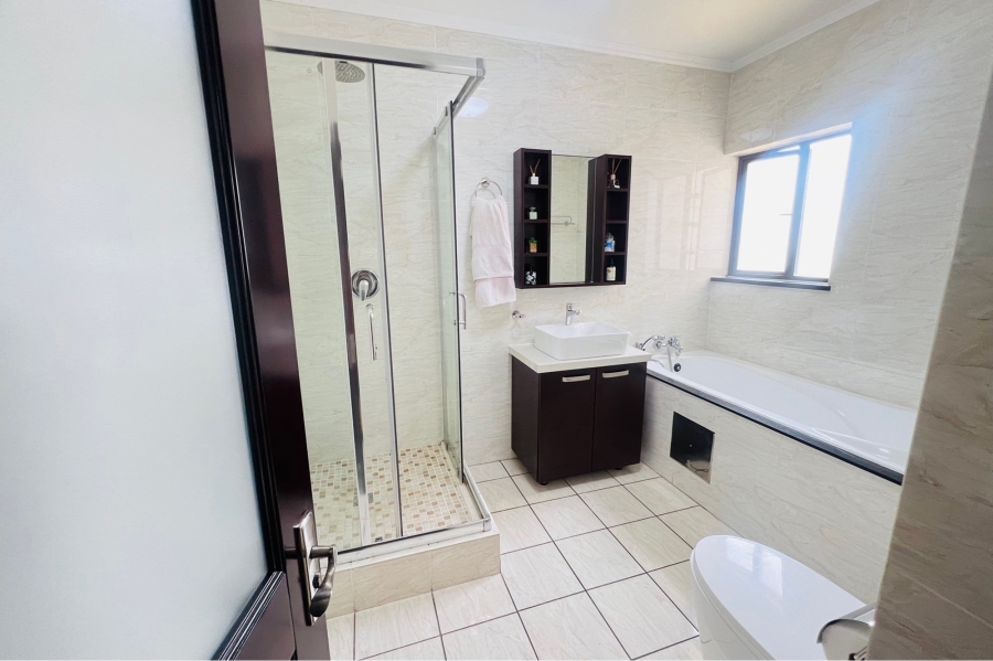 3 Bedroom Property for Sale in Summerset Gauteng