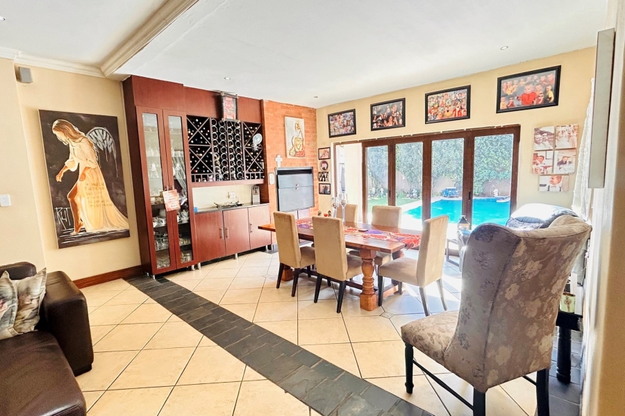 4 Bedroom Property for Sale in Silver Lakes Gauteng