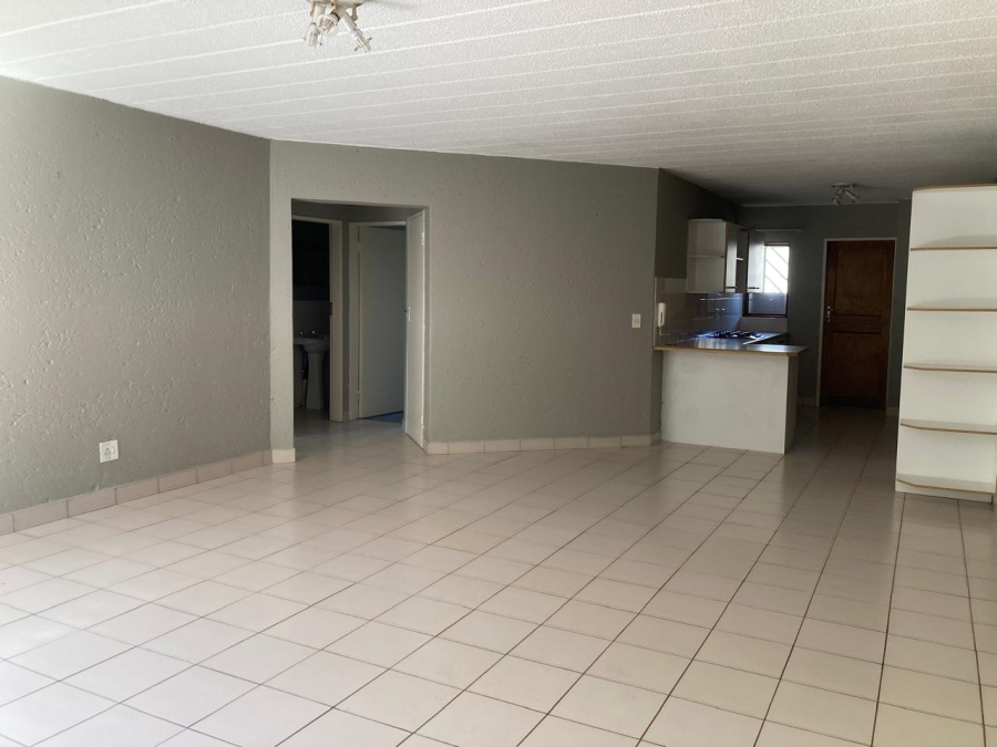 To Let 2 Bedroom Property for Rent in Craighall Park Gauteng