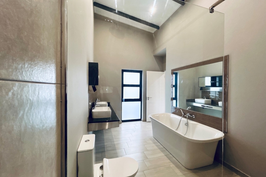 3 Bedroom Property for Sale in Bryanston Gauteng