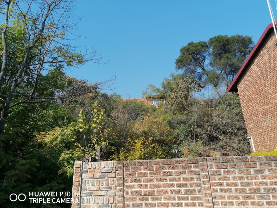 3 Bedroom Property for Sale in La Montagne Gauteng