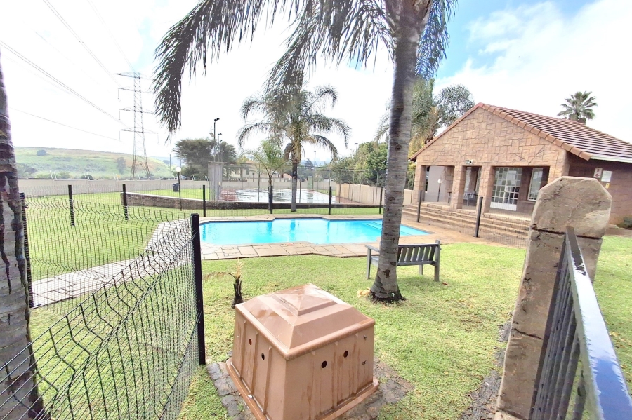 2 Bedroom Property for Sale in Eden Glen Gauteng