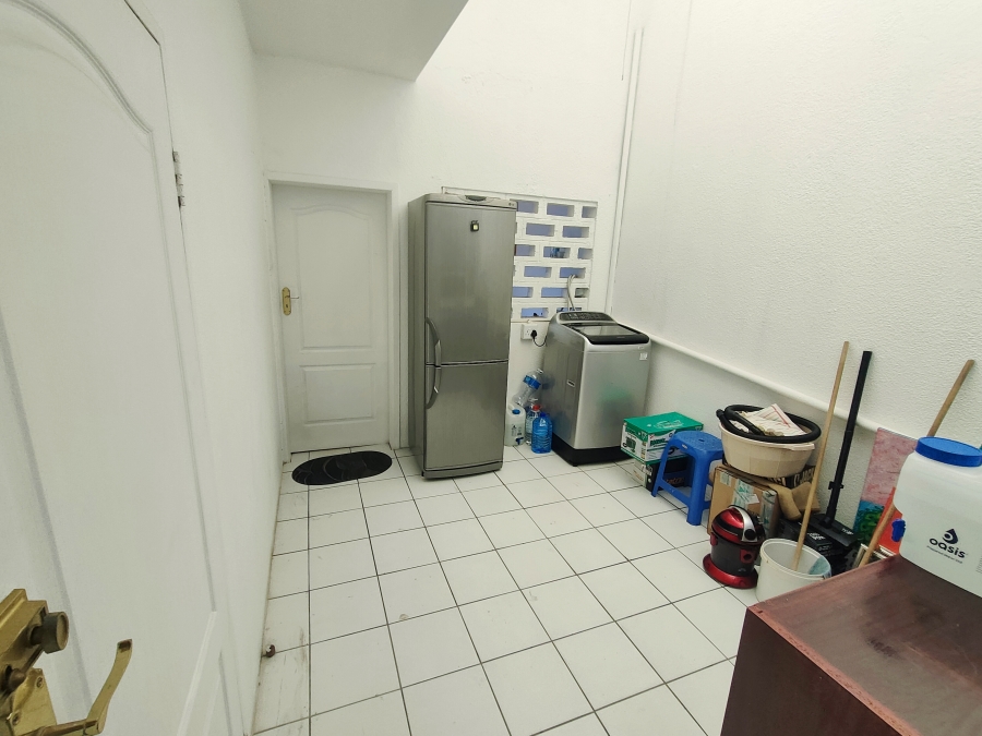 2 Bedroom Property for Sale in Brackenhurst Gauteng