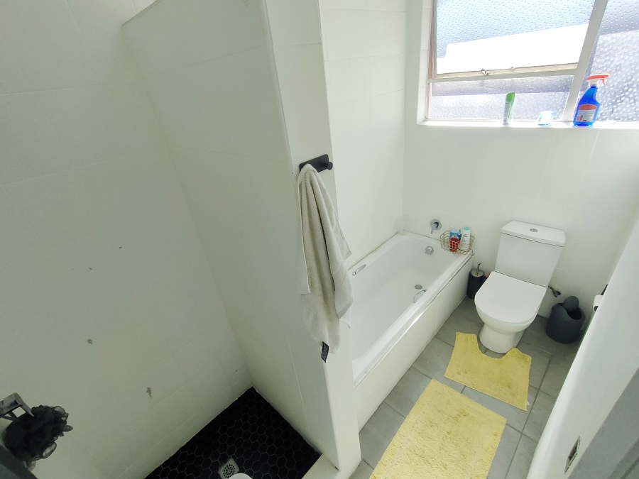 2 Bedroom Property for Sale in Brackenhurst Gauteng