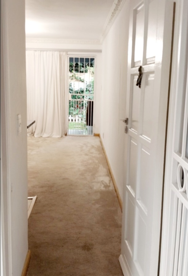 To Let 2 Bedroom Property for Rent in Benmore Gardens Gauteng