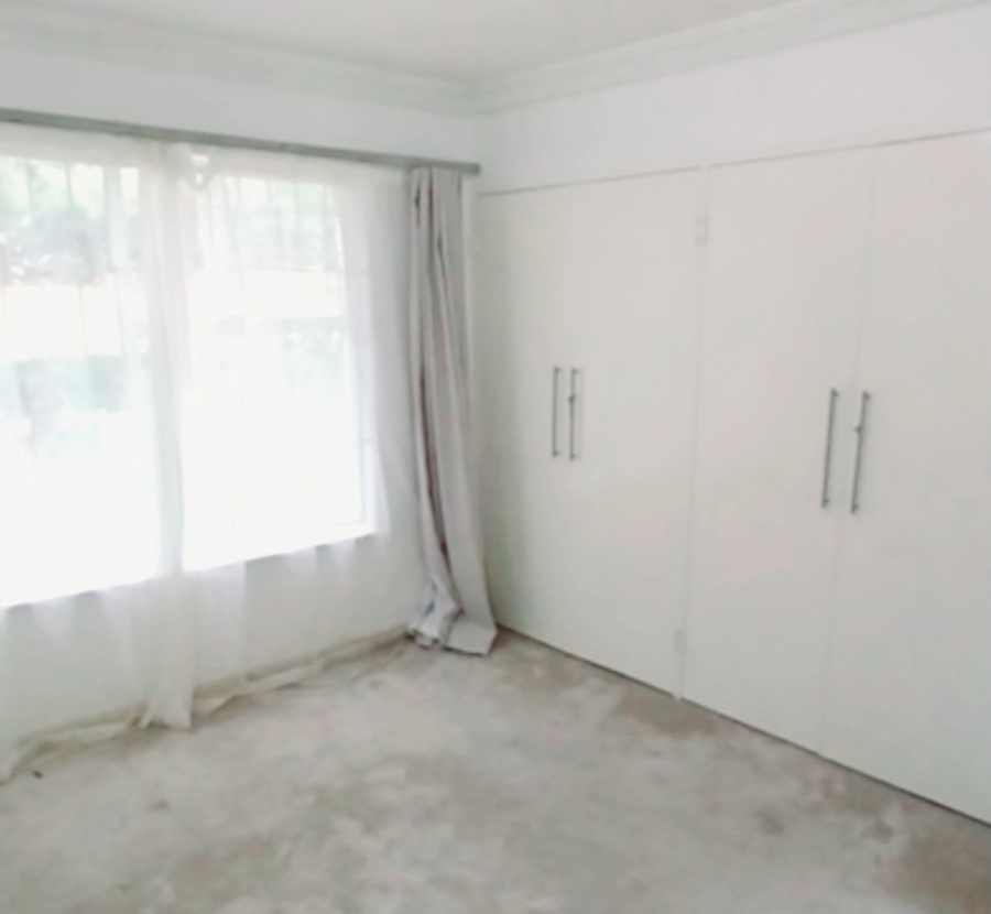 To Let 2 Bedroom Property for Rent in Benmore Gardens Gauteng
