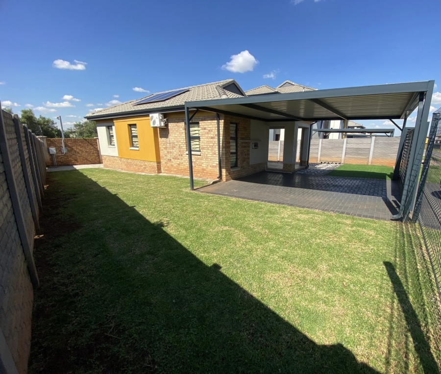 3 Bedroom Property for Sale in Lotus Gardens Gauteng