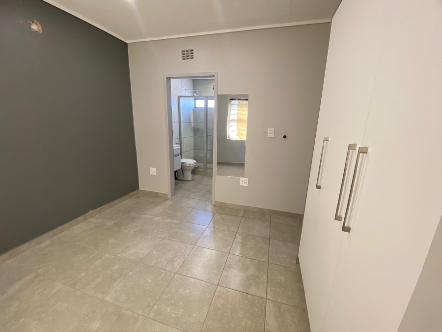 3 Bedroom Property for Sale in Lotus Gardens Gauteng