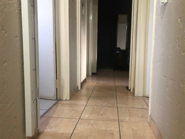 2 Bedroom Property for Sale in Greenstone Hill Gauteng