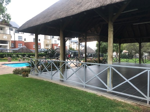 2 Bedroom Property for Sale in Greenstone Hill Gauteng