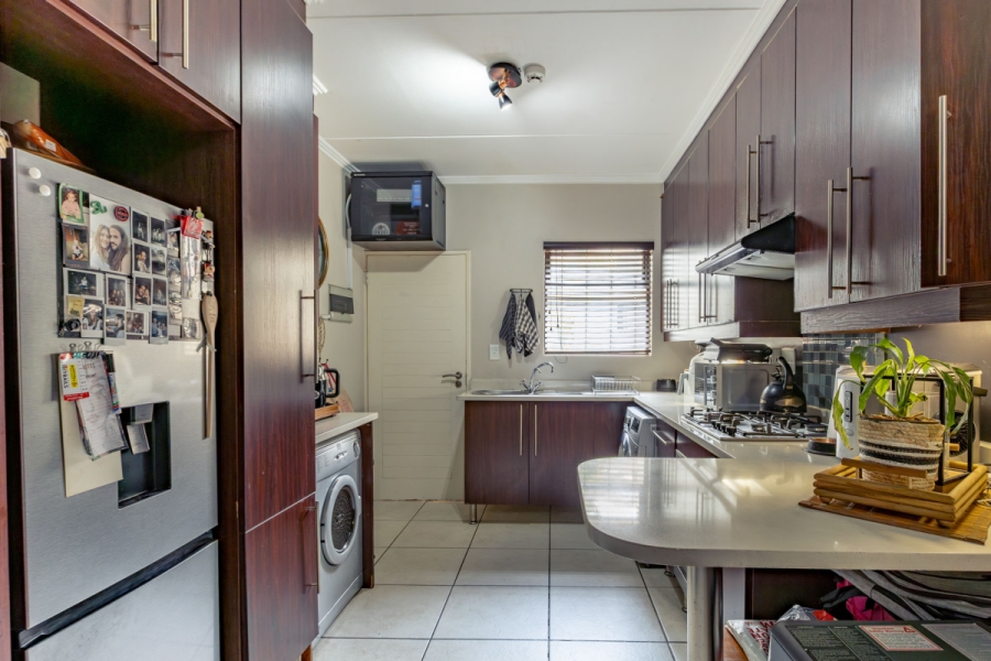 2 Bedroom Property for Sale in Greenstone Hill Gauteng