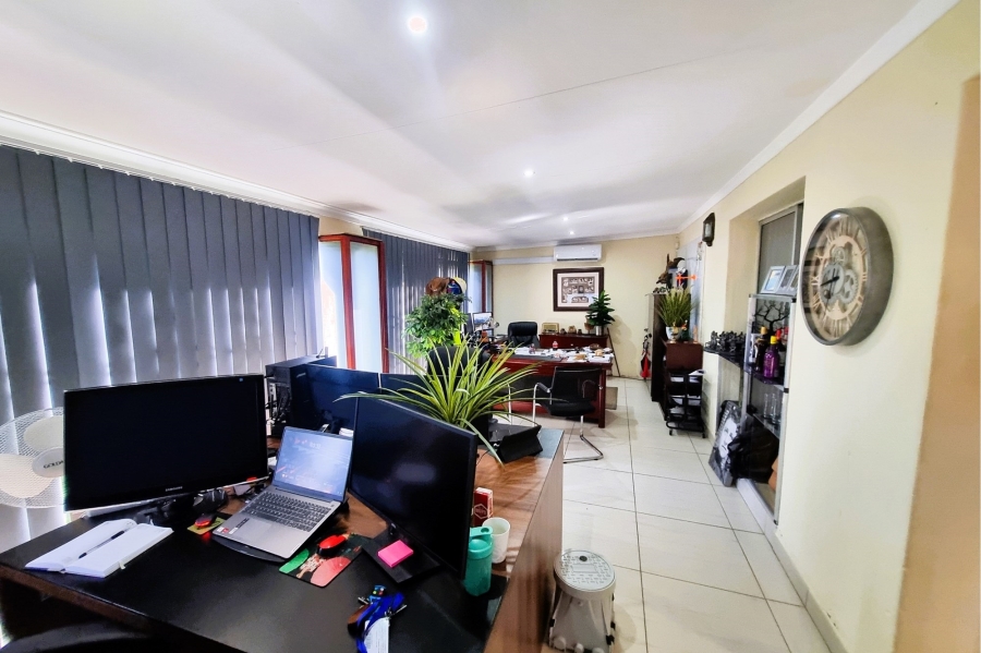 3 Bedroom Property for Sale in Moreleta Park Gauteng