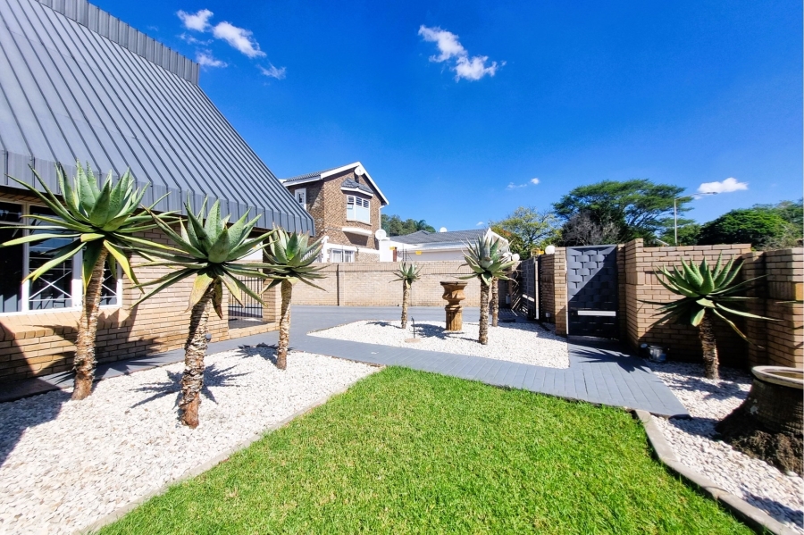 3 Bedroom Property for Sale in Moreleta Park Gauteng
