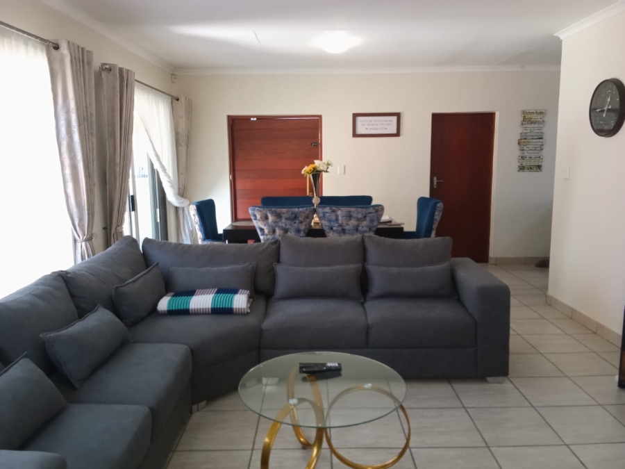 4 Bedroom Property for Sale in Noordwyk Gauteng