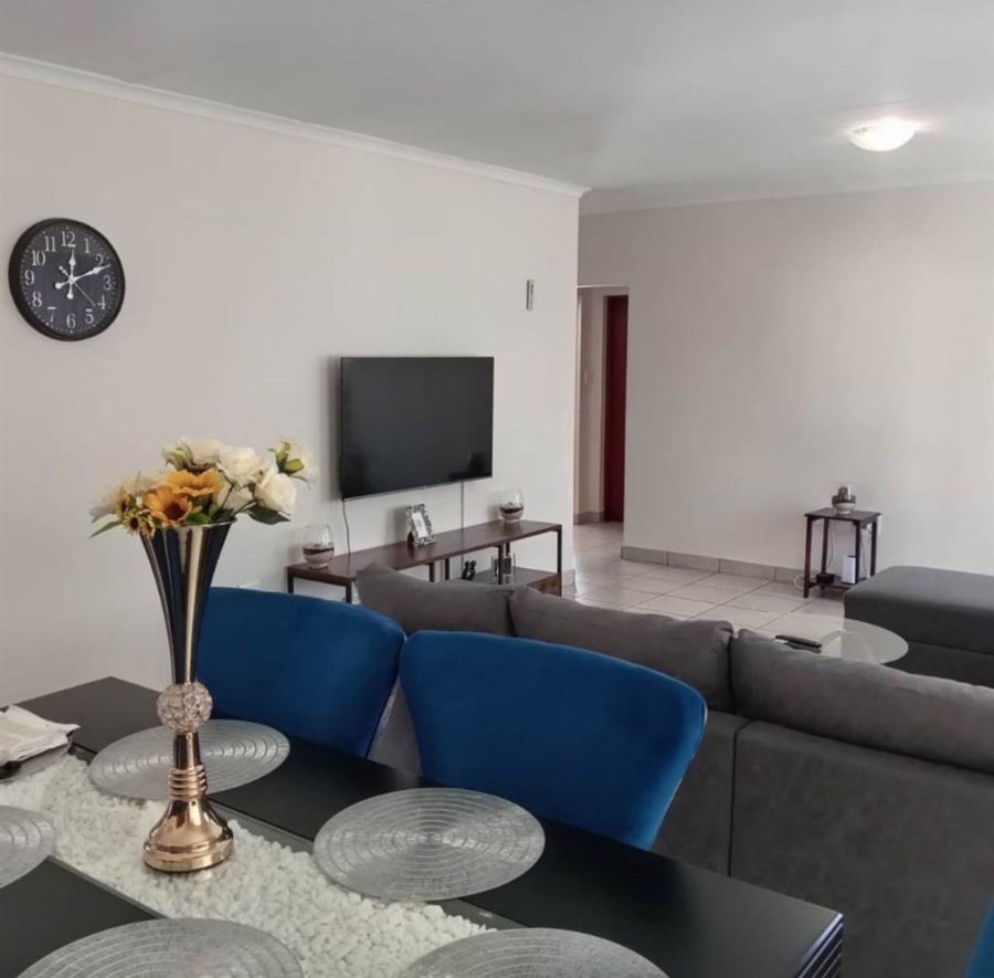 4 Bedroom Property for Sale in Noordwyk Gauteng