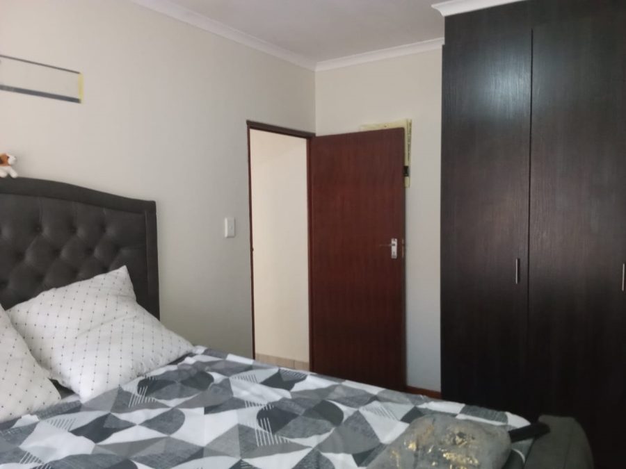 4 Bedroom Property for Sale in Noordwyk Gauteng