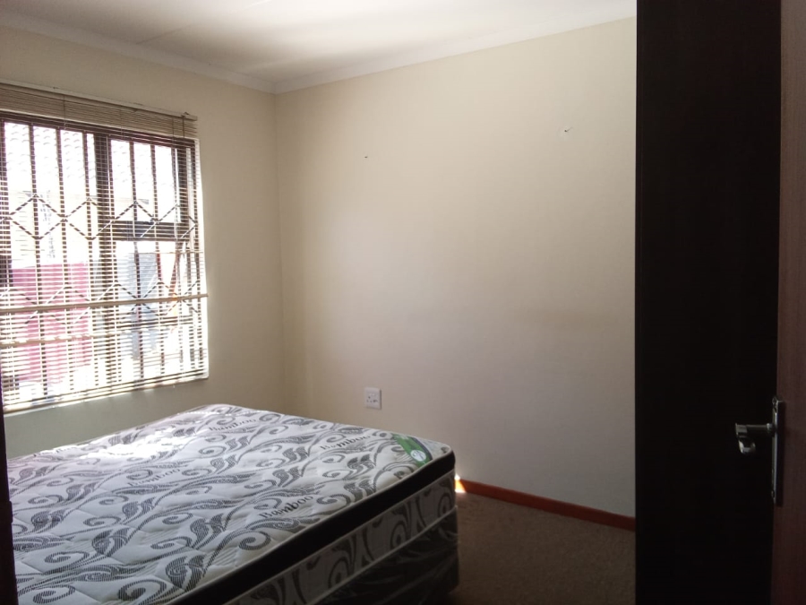 4 Bedroom Property for Sale in Noordwyk Gauteng