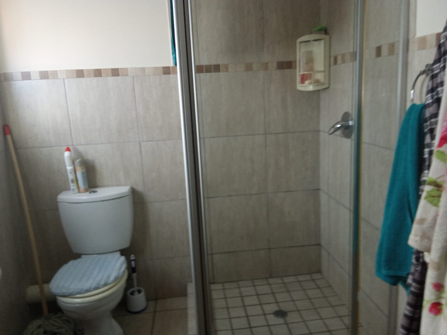 4 Bedroom Property for Sale in Noordwyk Gauteng