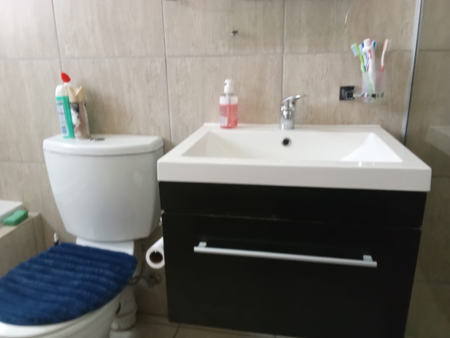 4 Bedroom Property for Sale in Noordwyk Gauteng