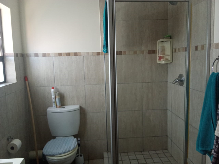 4 Bedroom Property for Sale in Noordwyk Gauteng