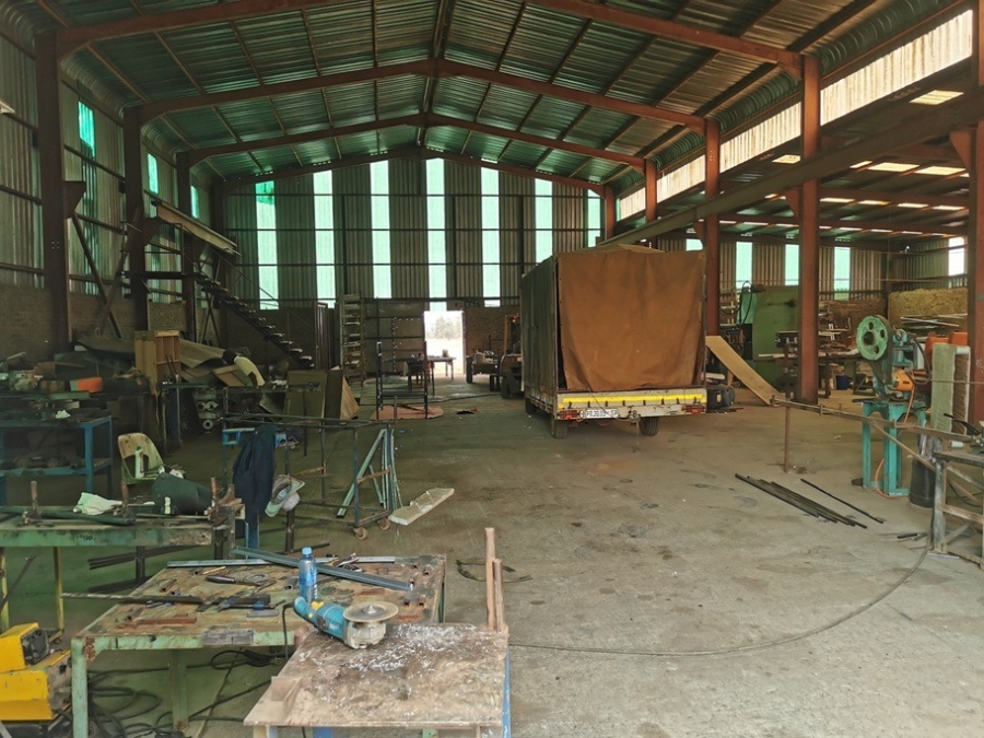 Commercial Property for Sale in Valley Settlements A H Gauteng